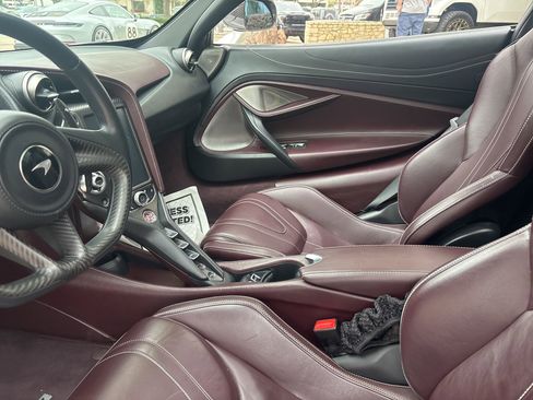 Used 2020 McLaren 720S Luxury image 5