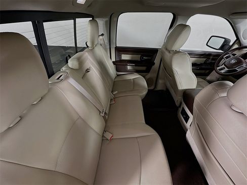 Used 2017 RAM 1500 Laramie w/ Convenience Group image 26