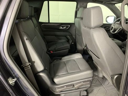 Used 2023 Chevrolet Tahoe Z71 w/ Luxury Package AWD/4WD image 24