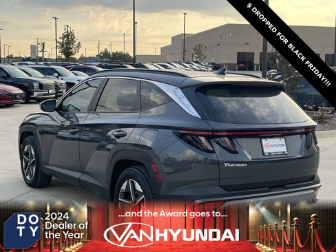 Certified 2025 Hyundai Tucson SEL image 10