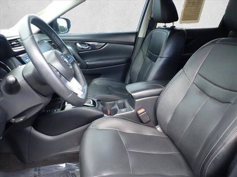 Used 2019 Nissan Rogue SL AWD/4WD image 12