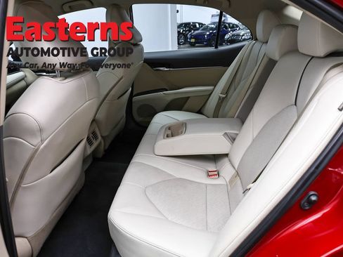 Used 2021 Toyota Camry XLE AWD/4WD image 21