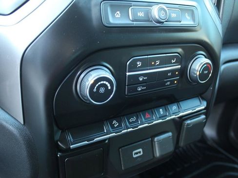 Used 2020 Chevrolet Silverado 1500 W/T w/ Z71 Off-Road Package AWD/4WD image 28