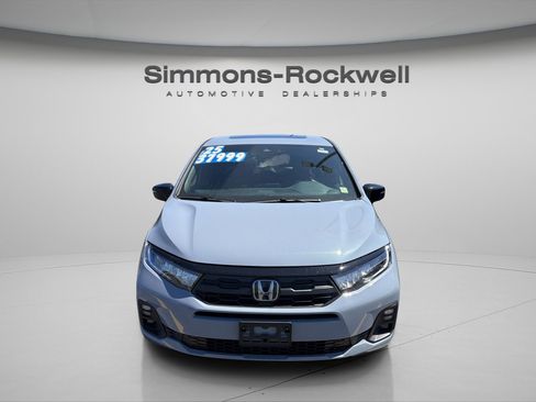 Used 2025 Honda Odyssey Sport-L image 10