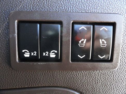 Used 2019 Chevrolet Tahoe Premier image 34