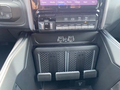 New 2026 RAM 5500 Tradesman w/ Laramie Trim Package image 21