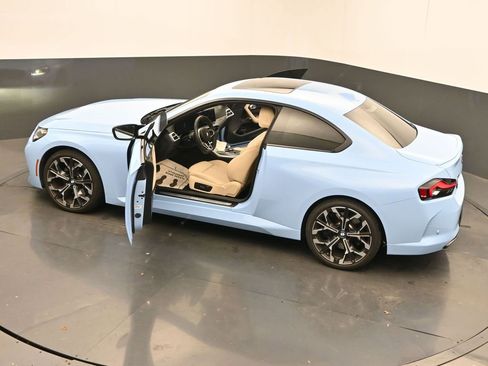 Used 2025 BMW M240i xDrive Coupe image 65