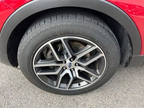 Used 2018 Ford Explorer Sport w/ Equipment Group 401A AWD/4WD image 26