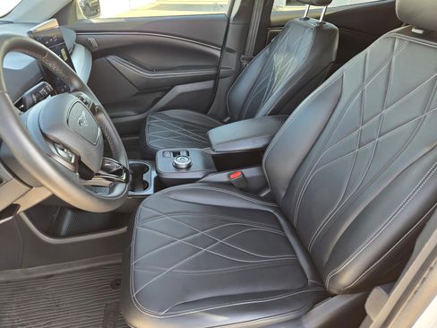 Used 2023 Ford Mustang Mach-E Select image 24