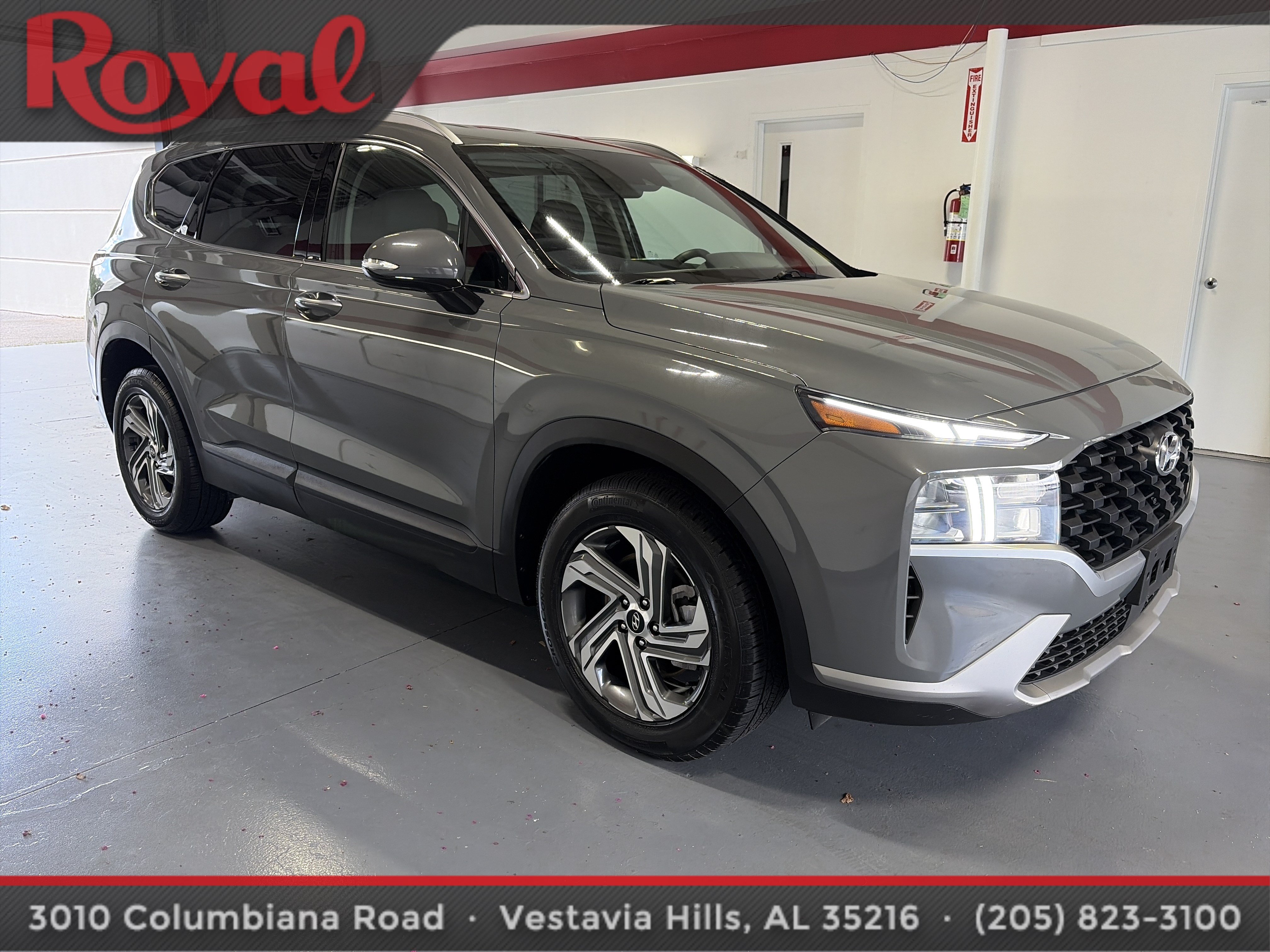 Used 2023 Hyundai Santa Fe SEL FWD image 7
