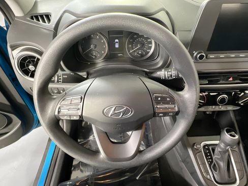 Used 2023 Hyundai Kona SEL image 11