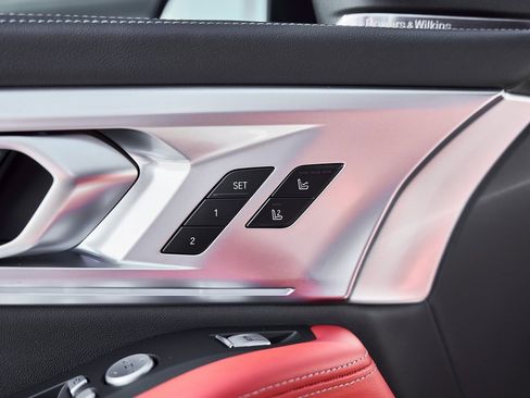 Used 2025 BMW XM image 35