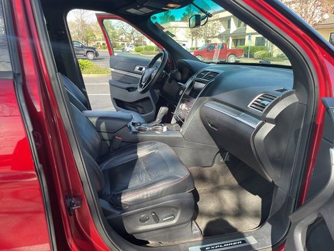 Used 2016 Ford Explorer Sport w/ Equipment Group 401A image 53