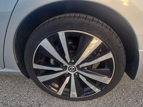 Used 2020 Nissan Altima 2.5 Platinum AWD/4WD image 6