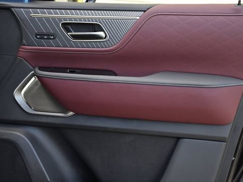 New 2026 INFINITI QX80 Autograph w/ Premium Cargo Package image 37