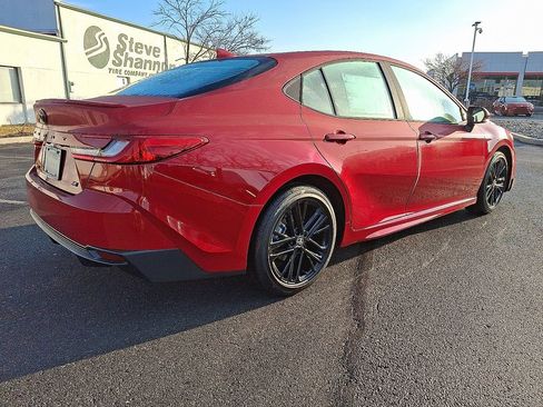 New 2026 Toyota Camry SE FWD image 7