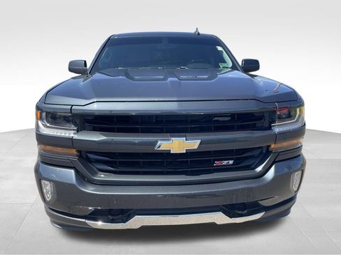 Used 2018 Chevrolet Silverado 1500 LT w/ All Star Edition AWD/4WD image 17