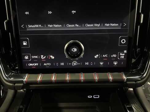 Used 2025 GMC Yukon XL AT4 w/ LPO, Floor Liner Package image 19