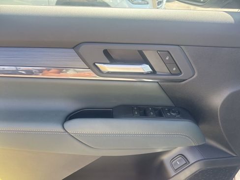 New 2026 GMC Terrain AT4 w/ LPO, Black Badging Package image 13