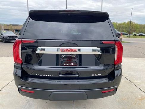 Used 2024 GMC Yukon XL SLE AWD/4WD image 4
