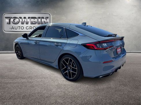 Used 2022 Honda Civic Sport Touring image 4