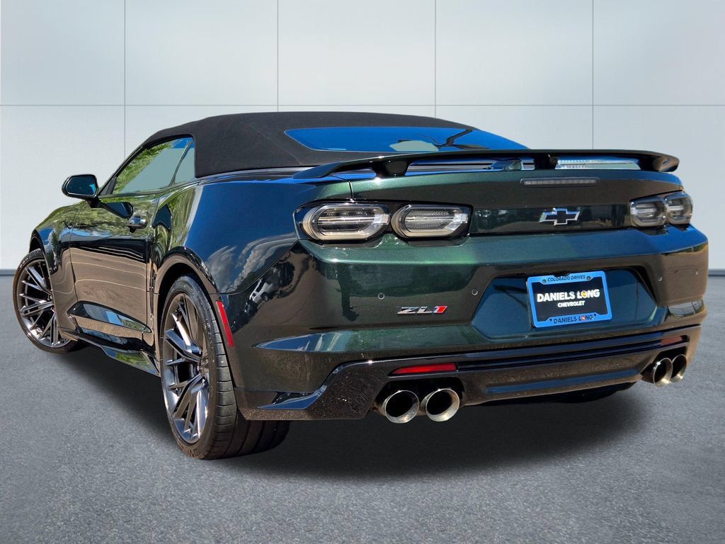 Used 2020 Chevrolet Camaro ZL1 RWD image 31