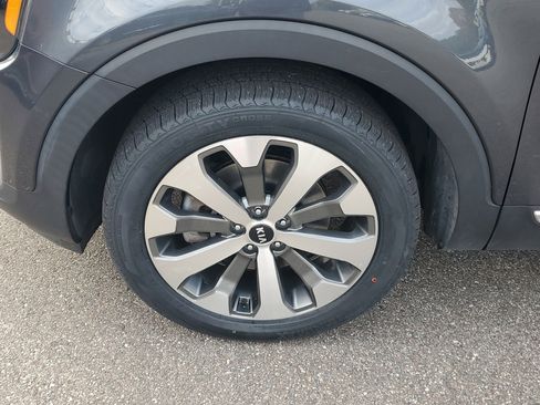 Certified 2021 Kia Telluride EX w/ EX Premium Package image 42