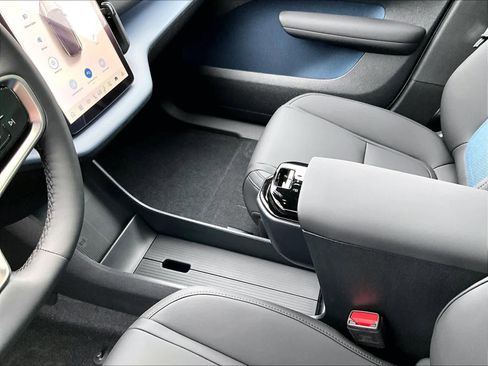 New 2026 Volvo EX30 Cross Country Ultra w/ Protection Package Premier image 10