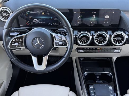 Used 2023 Mercedes-Benz GLA 250 GLA 250 w/ Premium Package image 12