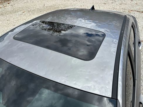 Used 2023 Hyundai Elantra Limited image 34