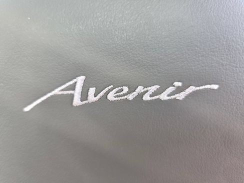 Used 2023 Buick Envision Avenir AWD/4WD image 19