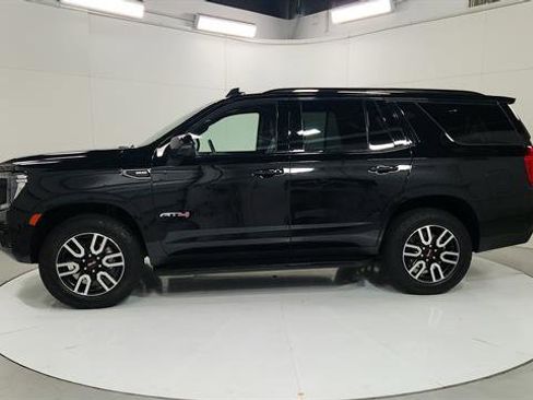 Used 2024 GMC Yukon AT4 w/ Technology Package image 5