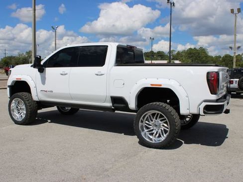Used 2025 GMC Sierra 2500 AT4 w/ AT4 Premium Plus Package AWD/4WD image 7