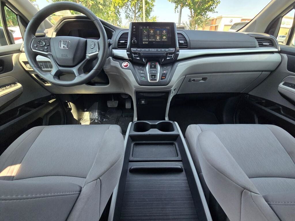 Used 2020 Honda Odyssey EX image 2