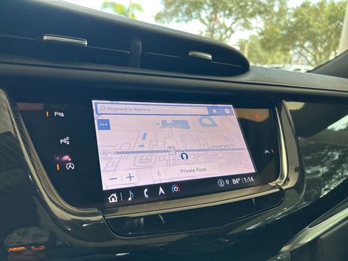 Used 2021 Cadillac XT6 Sport image 10