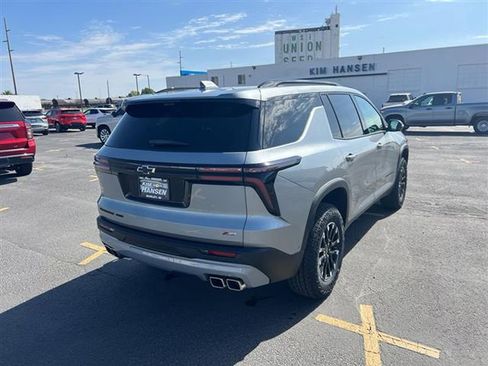 Used 2026 Chevrolet Traverse Z71 w/ Enhanced Driving Package image 4