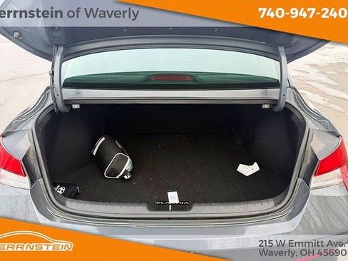 Used 2024 Hyundai Elantra SEL image 20