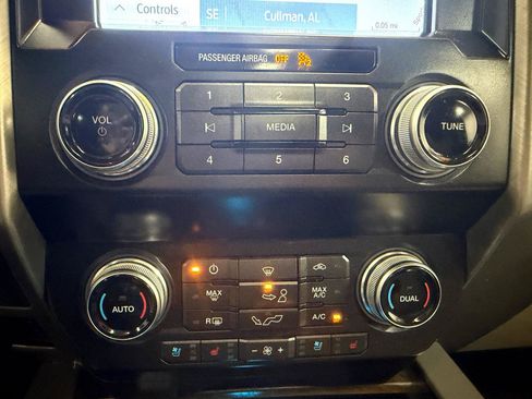 Used 2019 Ford F150 Limited w/ Trailer Tow Package AWD/4WD image 20