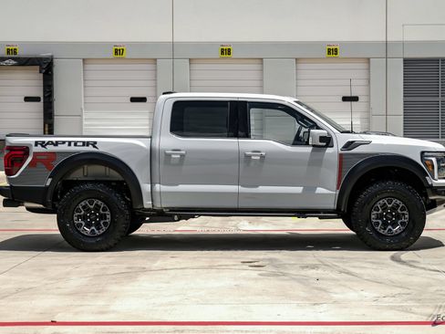 Used 2026 Ford F150 Raptor w/ Equipment Group 803A Raptor R AWD/4WD image 20