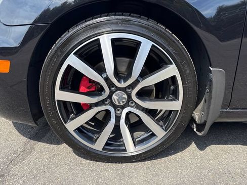 Used 2012 Volkswagen GTI 2-Door FWD image 27