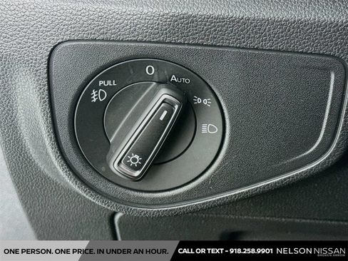 Used 2019 Volkswagen Atlas SEL FWD image 10