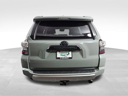 Used 2023 Toyota 4Runner TRD Off-Road Premium w/ Off Road Premium Plus Package AWD/4WD image 6