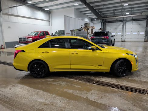 Used 2024 Cadillac CT4 V image 2