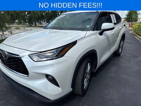 Used 2020 Toyota Highlander Limited FWD image 3