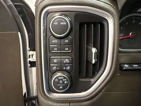 Used 2020 Chevrolet Silverado 1500 LTZ w/ LTZ Premium Package AWD/4WD image 26