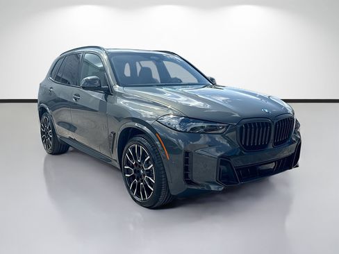 New 2026 BMW X5 xDrive50e w/ M Sport Package AWD/4WD image 1