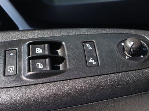 Used 2025 RAM ProMaster 2500 w/ Convenience Group FWD image 20