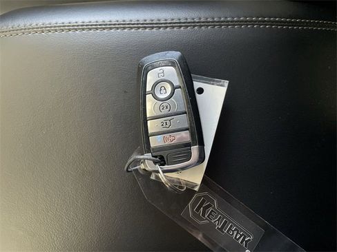 Used 2024 Ford Explorer XLT w/ Equipment Group 202A image 34