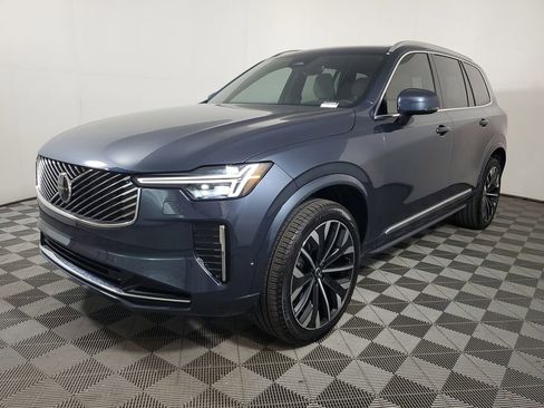 Used 2026 Volvo XC90 B6 Plus w/ Protection Package Premier AWD/4WD image 4