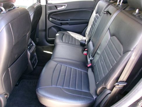 Used 2017 Ford Edge SEL w/ Class II Trailer Tow Package image 15